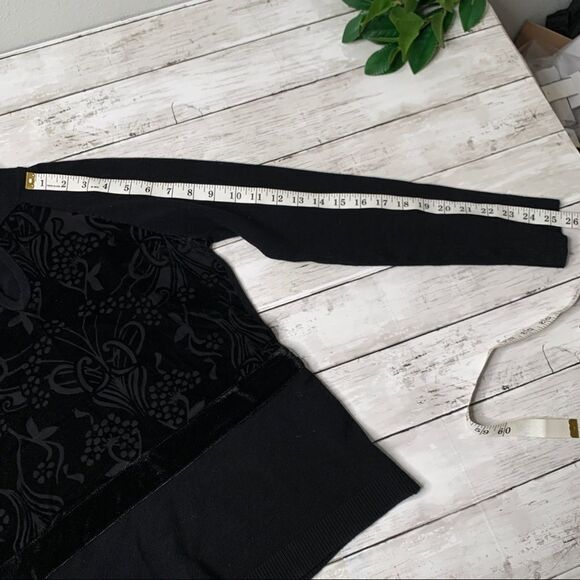 Escio black blouse, sheer with detail in front M - Picture 7 of 8